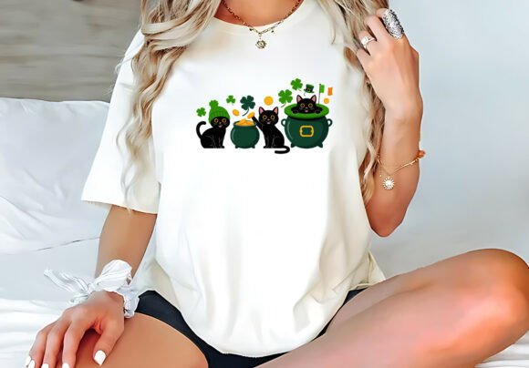St Patrick’s Day Shamrock Cat T-Shirt